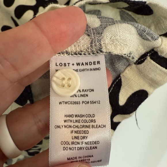 Lost + Wander Linen blend Minerva’s Spell Boxy Fit Short Sleeve Top Large - Picture 8 of 8
